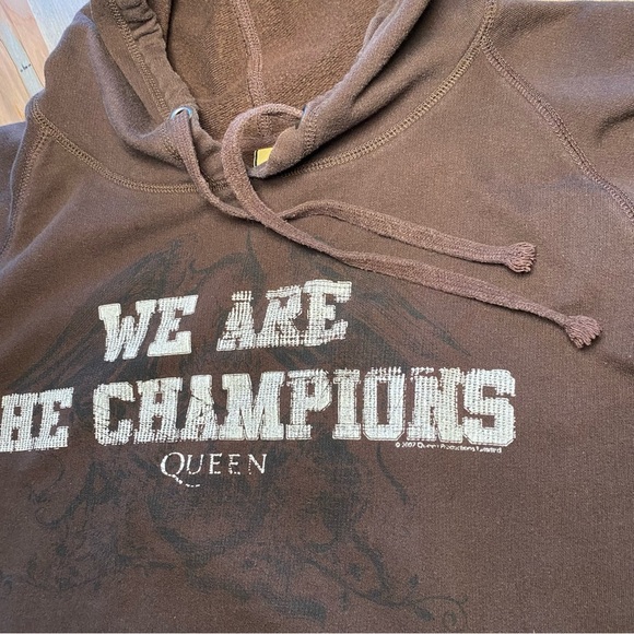Queen “We Are The Champions” Brown Hoodie XL Medium Weight GUC - Picture 5 of 11
